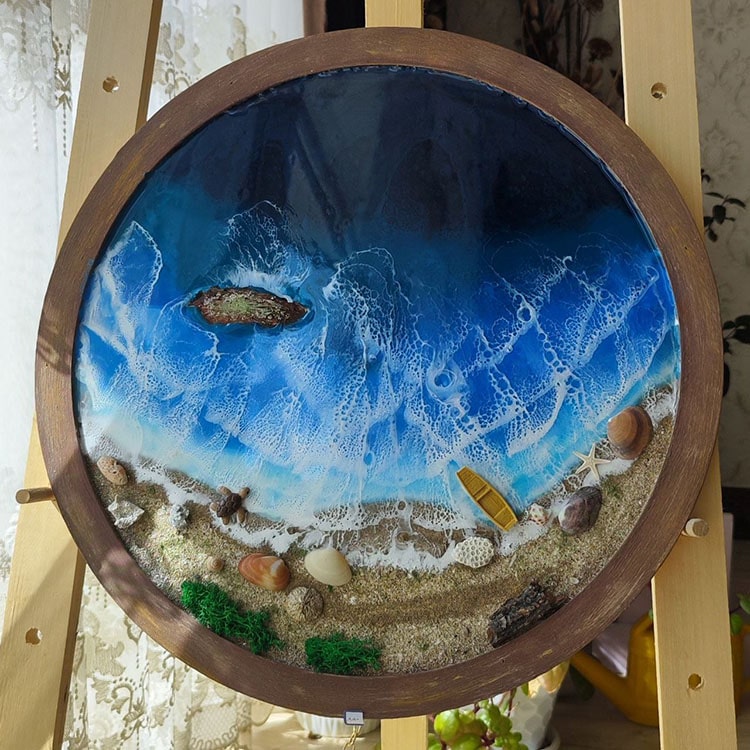 تابلو دکوراتیو رزینی با طراحی موج‌های دریا و شن‌های ساحلی