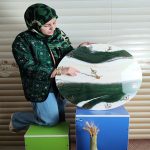 ساعت دیواری گرد بدون لبه رزین